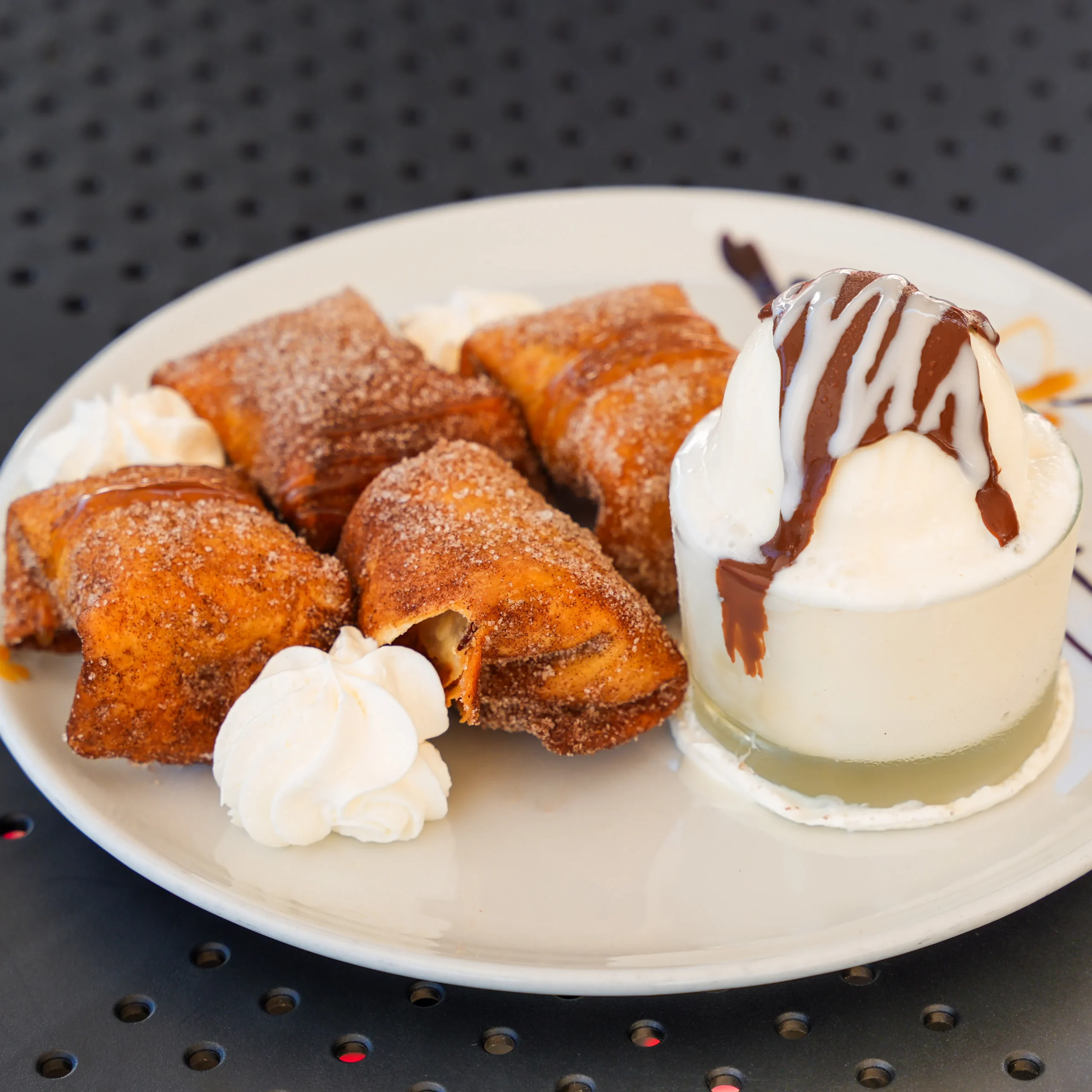 Brasas Bar & Grill-04